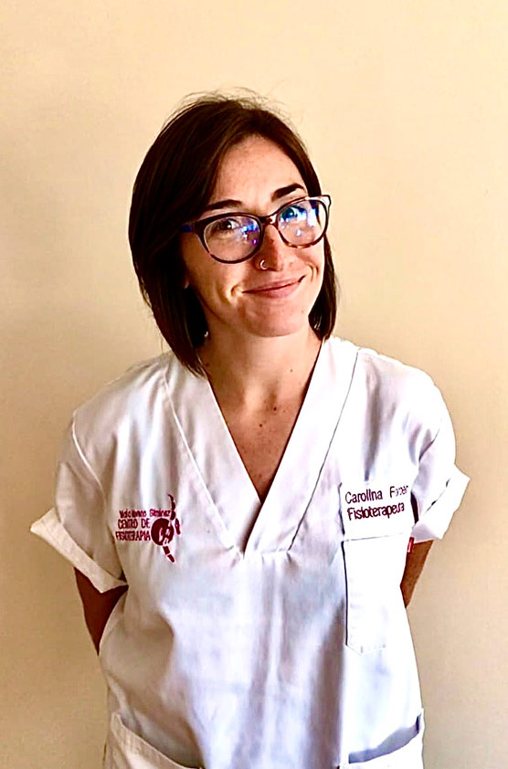 Fisioterapeuta María Moreno mujer con cabello corto